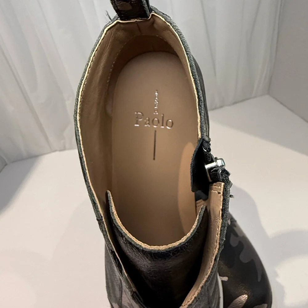 Women’s Camouflage High-Top Sneakers (NEVER WORN) - Picture 4 of 5